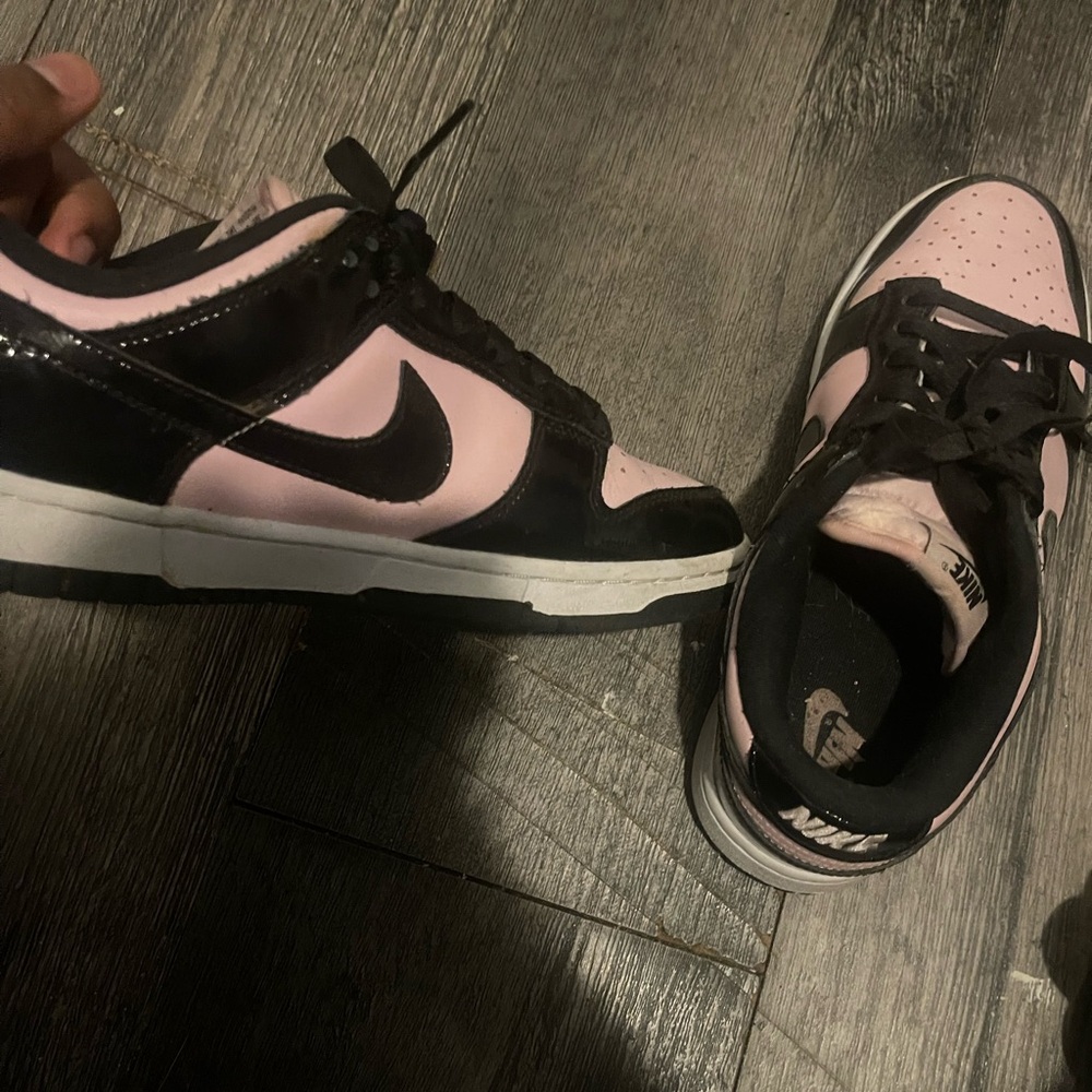 pink foam dunks